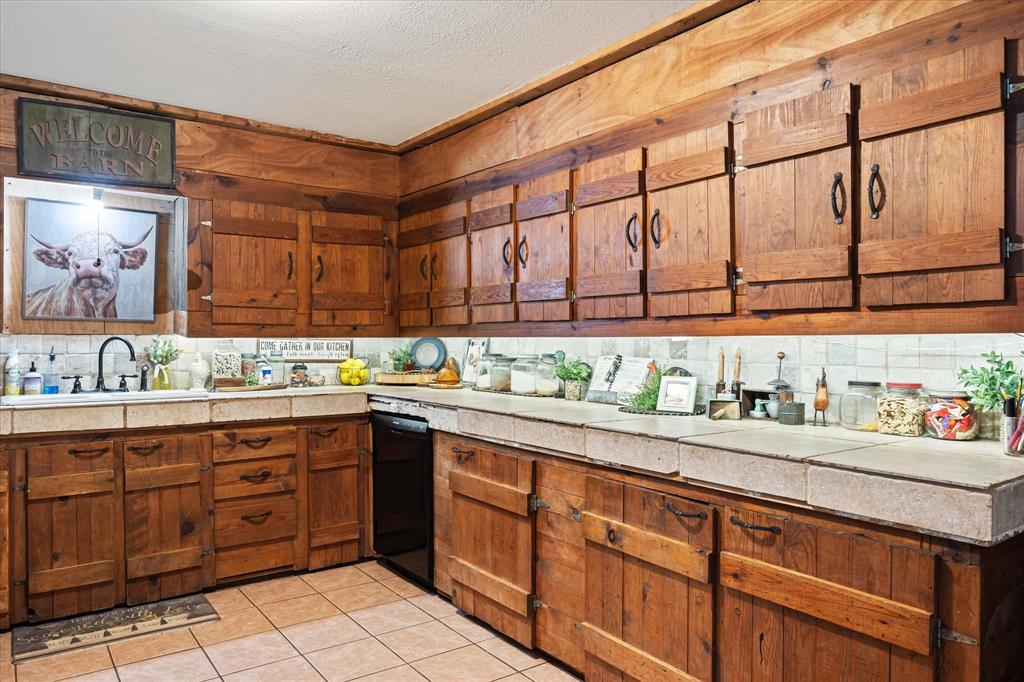 Oak Trail Shores Sec B - Residential