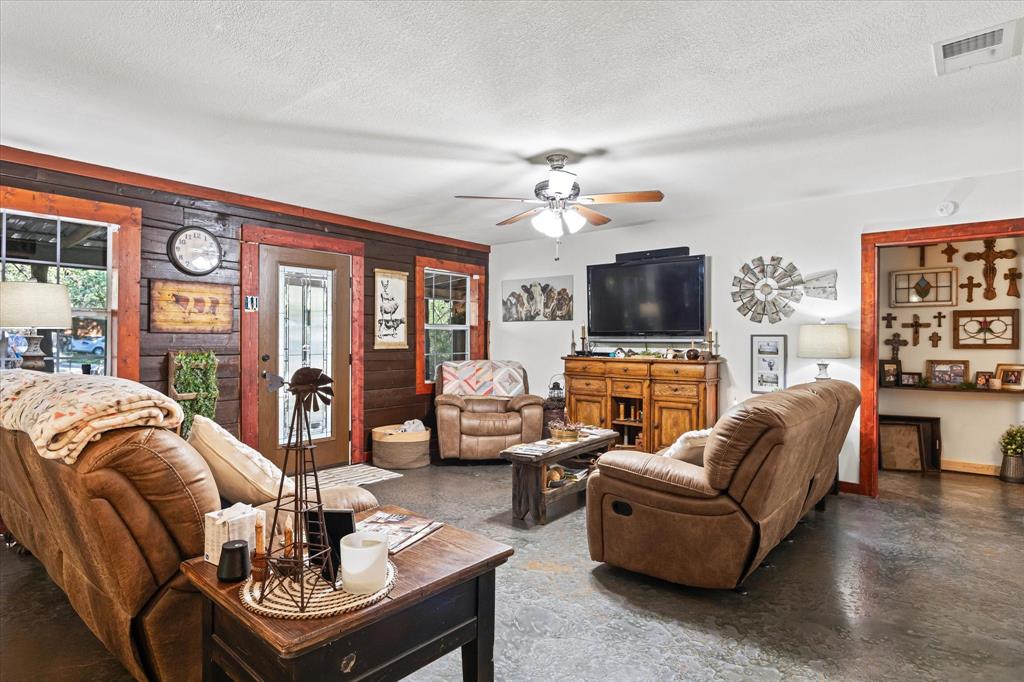 Oak Trail Shores Sec B - Residential