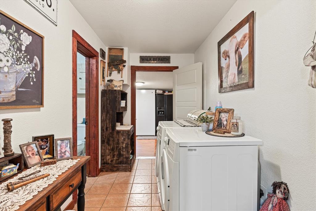 Oak Trail Shores Sec B - Residential