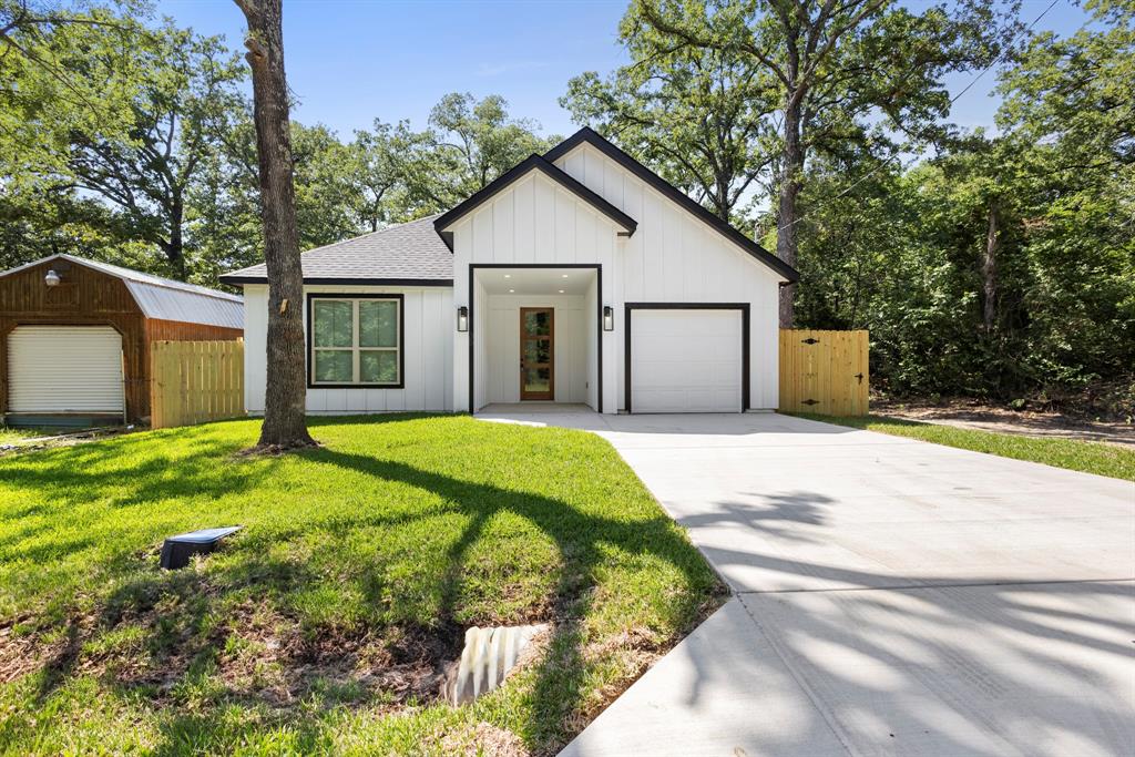 14815 Goliad Drive