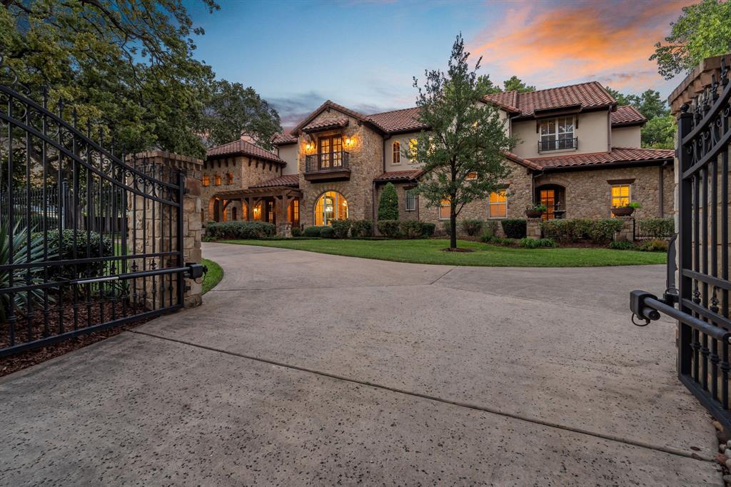 1916 Renfro Road