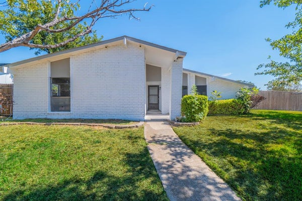 4312 WOODBLUFF DR, MESQUITE, TX 75150 - Image 7fa623dac10a3d65fcbbfd462c38867b/2390465521