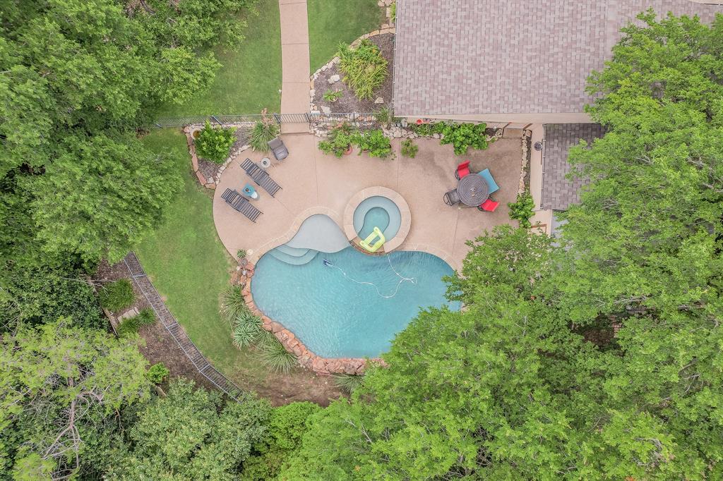 4200 Westmont Court