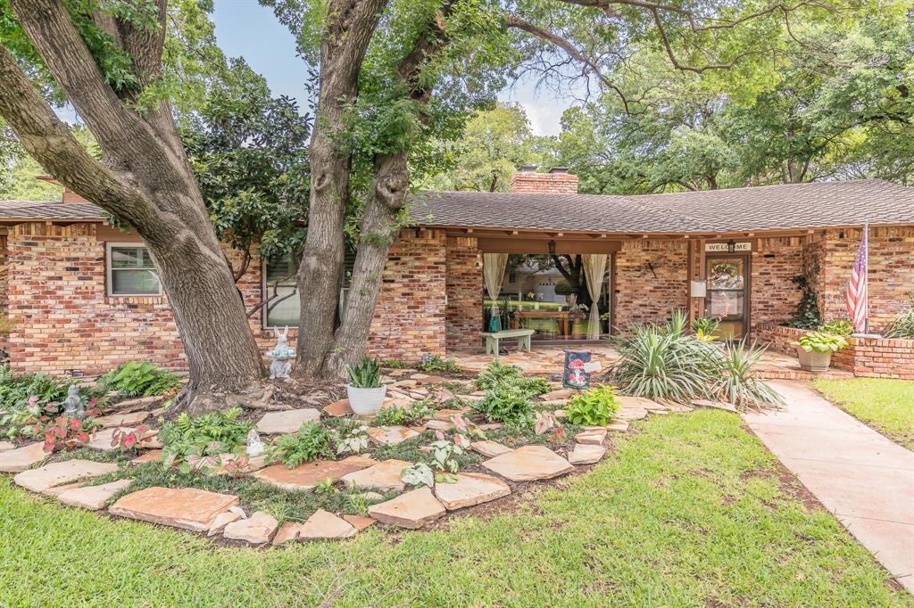 4200 Westmont Court