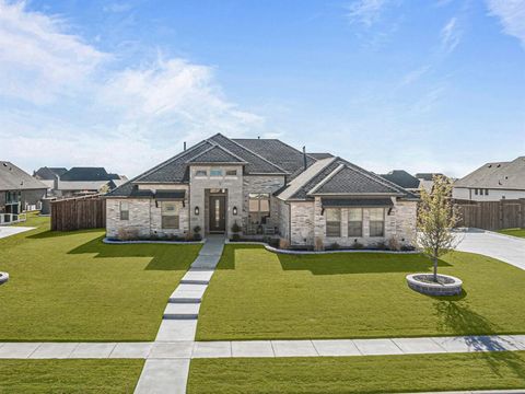 Photo of 221 Oakmont Drive, Haslet, TX 76052 (MLS # 21158227)