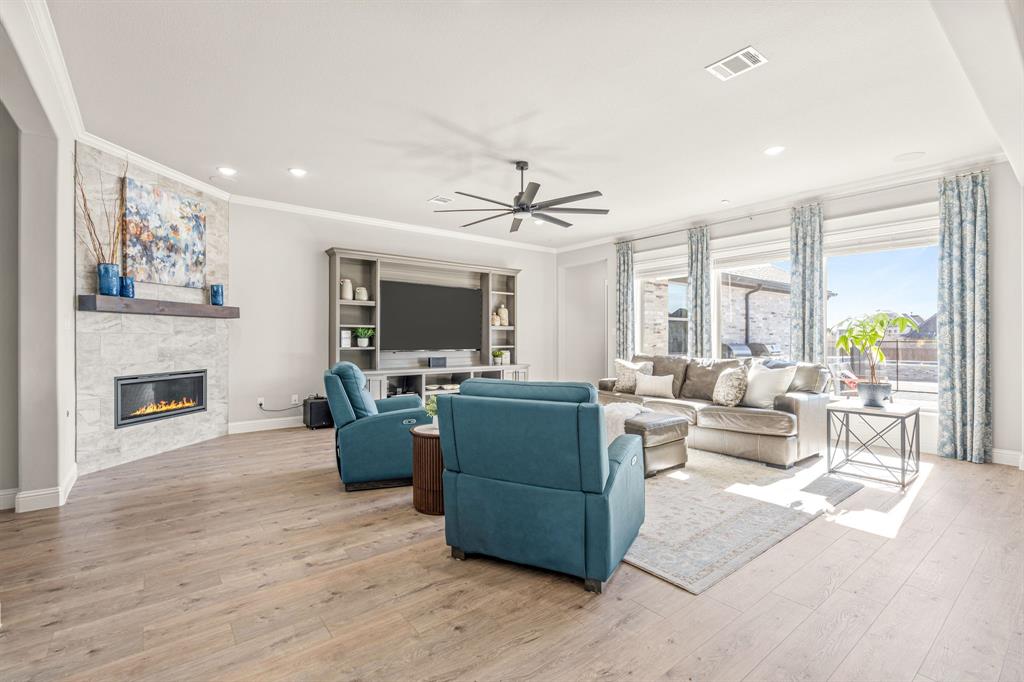 Northglen Ph Two - Residential