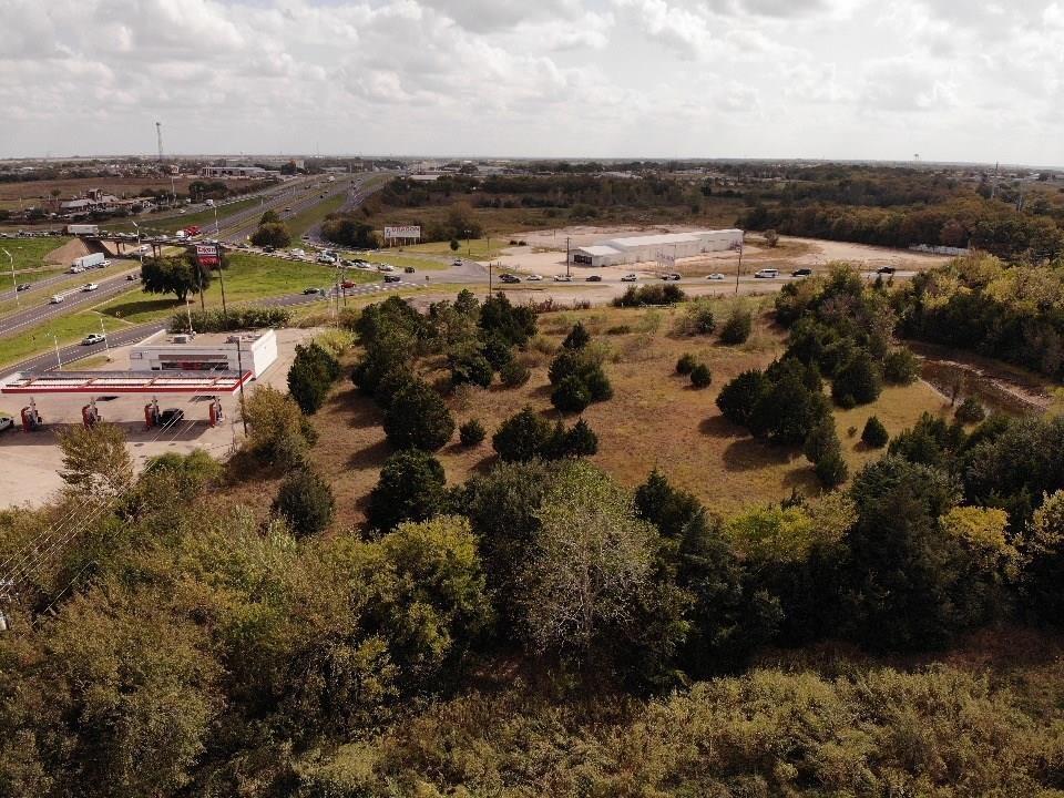 La Bruzzo Add - Land