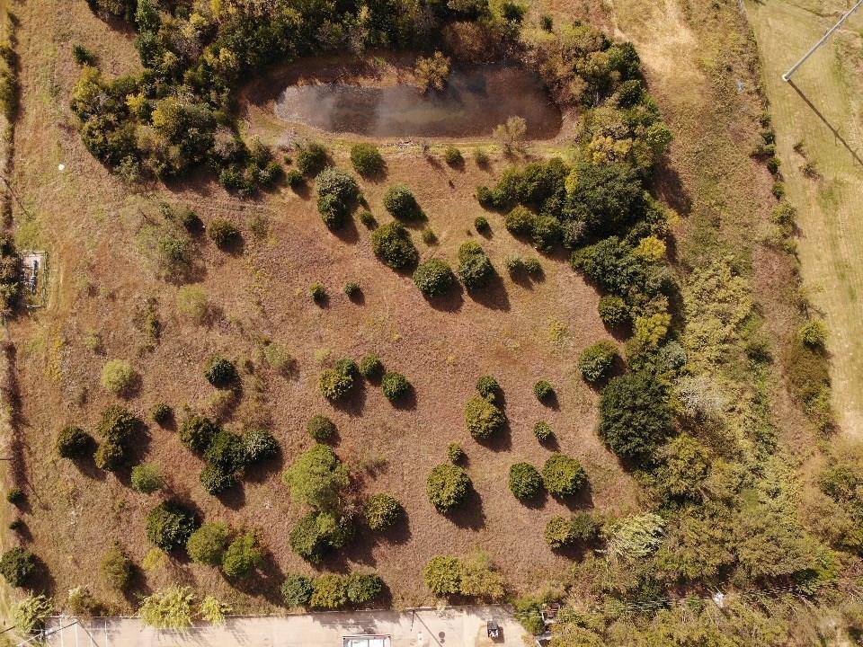 La Bruzzo Add - Land