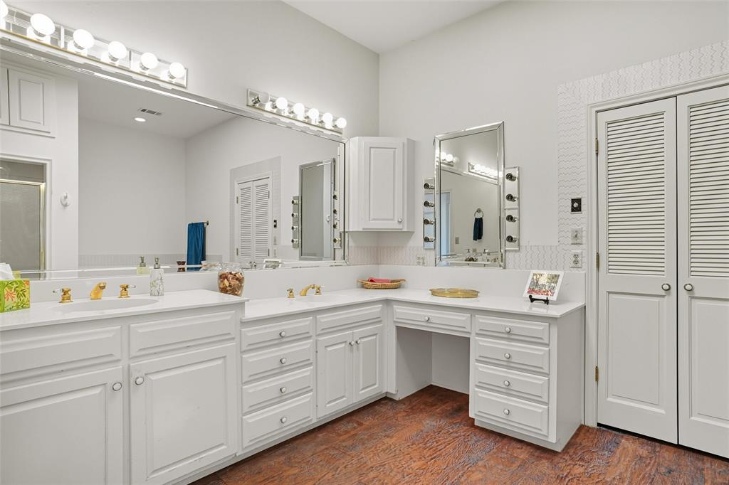 Club Manor - Residential Lease