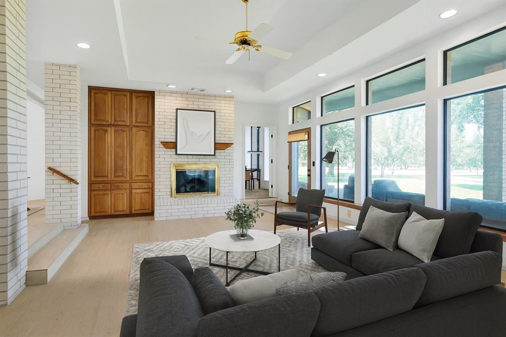 Club Manor - Residential Lease