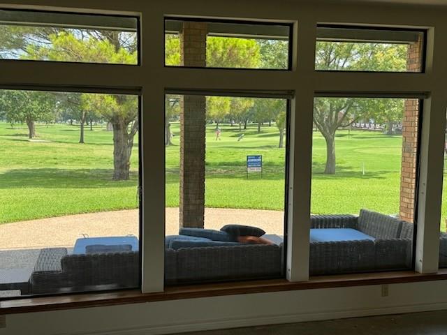 Club Manor - Residential Lease