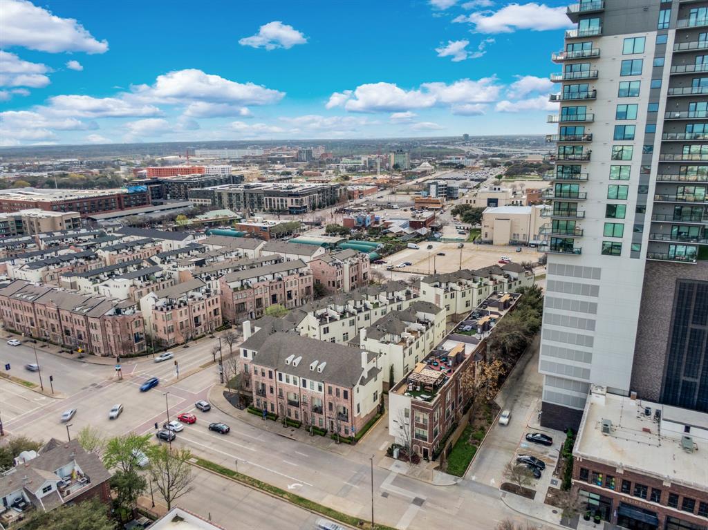 Twenty 1 Hundred - Residential