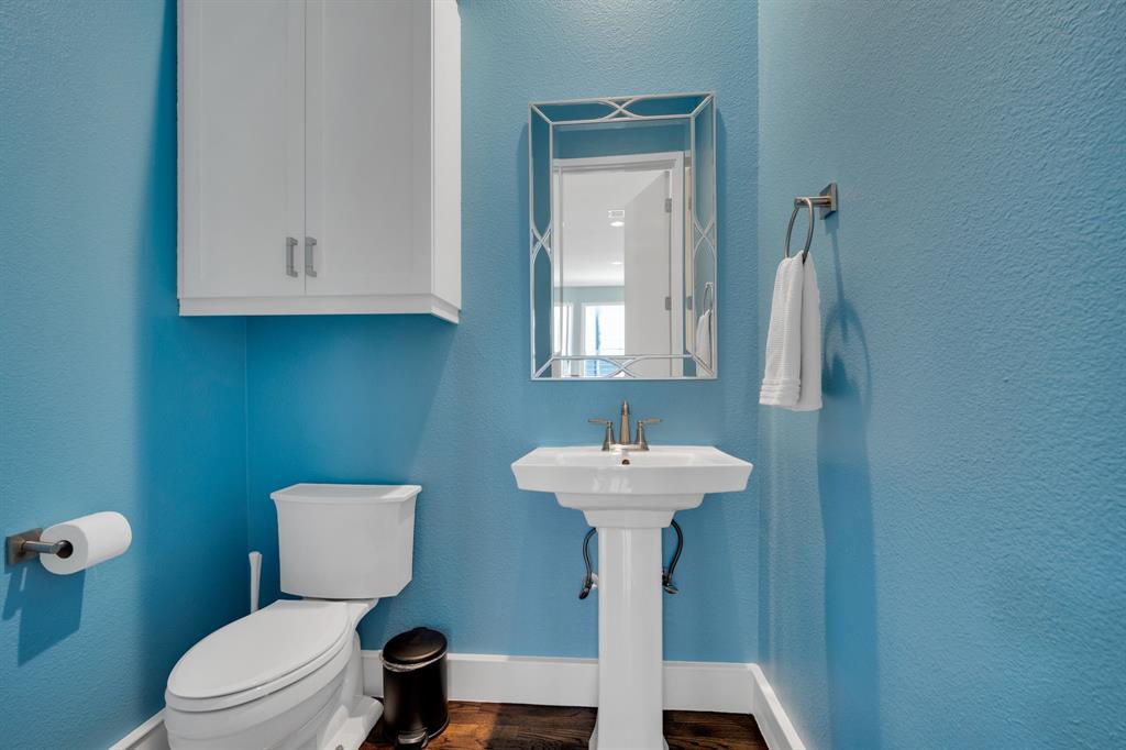 Twenty 1 Hundred - Residential