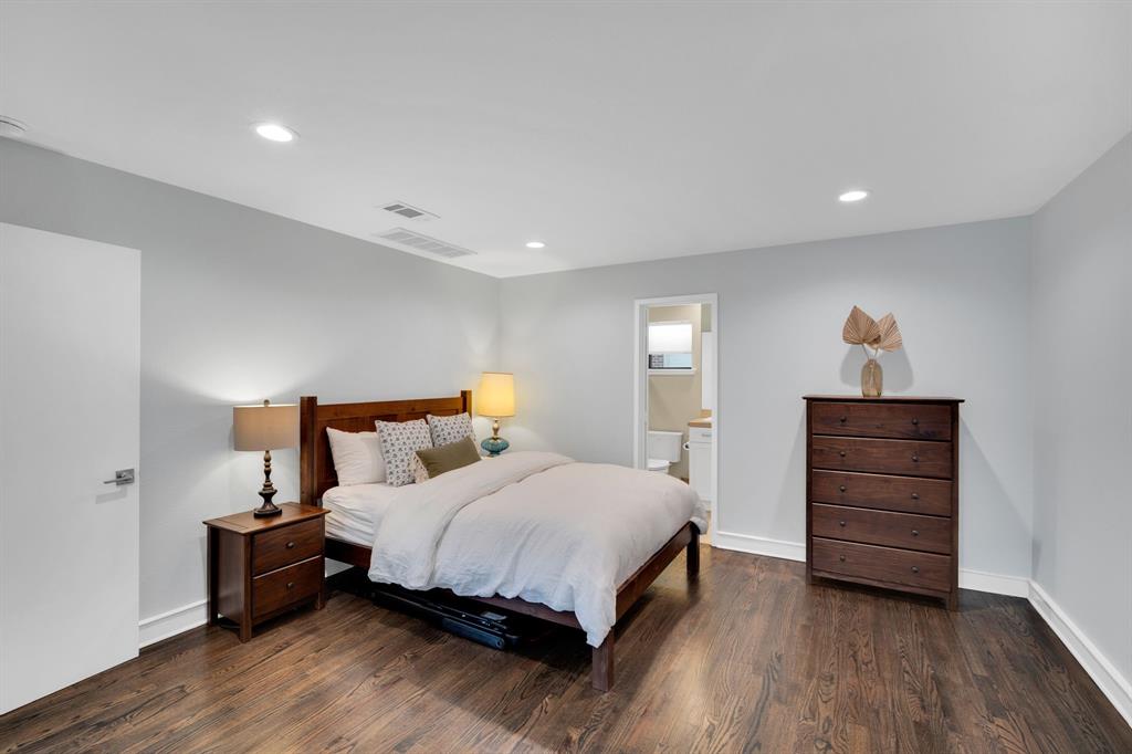 Twenty 1 Hundred - Residential