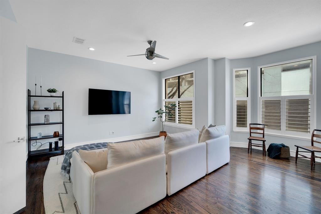 Twenty 1 Hundred - Residential