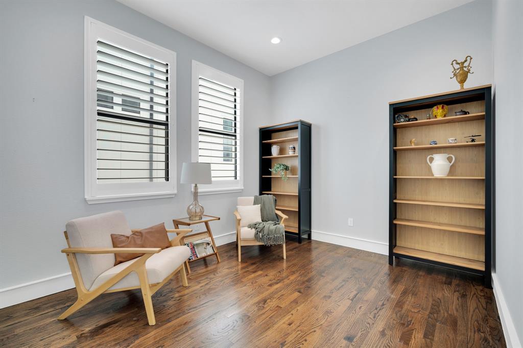 Twenty 1 Hundred - Residential