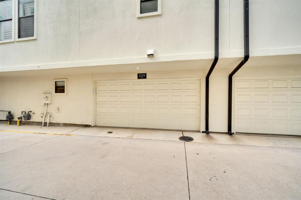 Twenty 1 Hundred - Residential