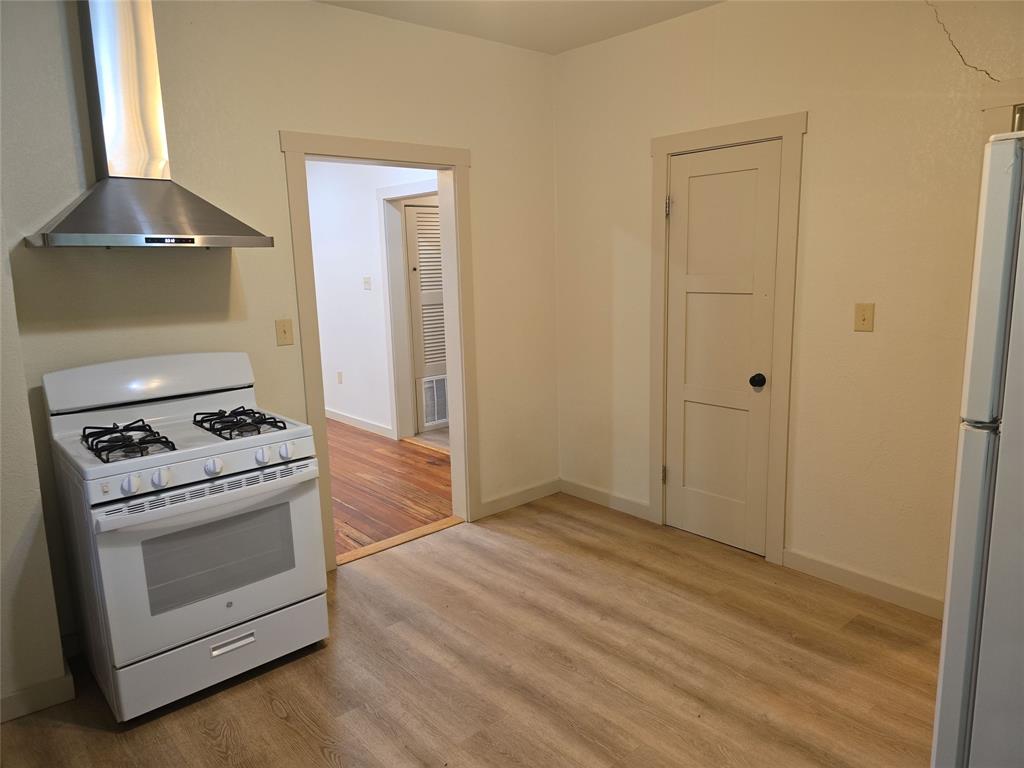 Chamberlin & Taylor - Residential Lease