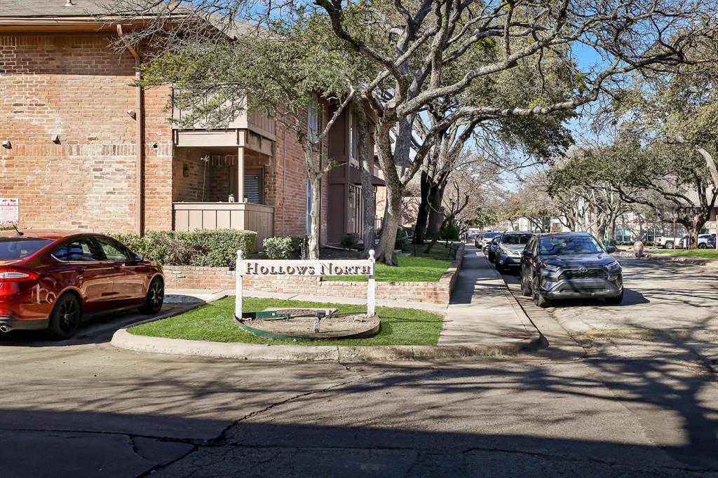 Hollows North Condo - Residential Lease