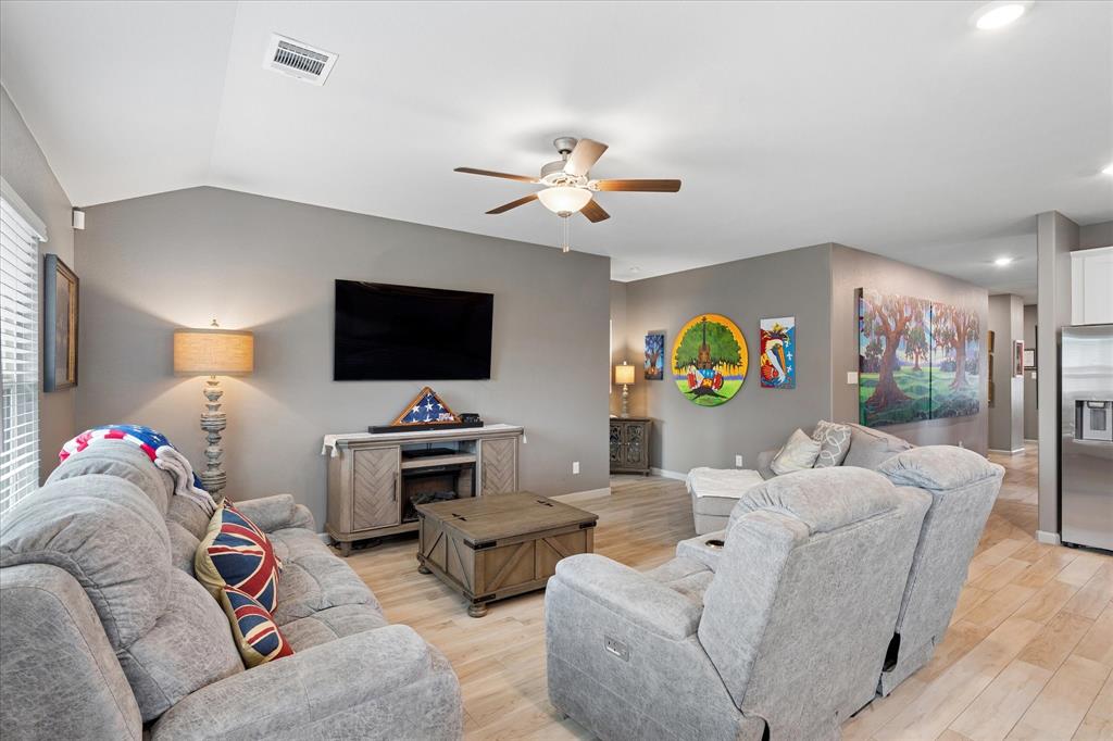 Ventana - Residential