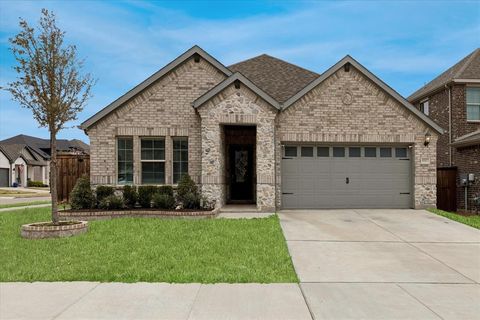 5557 Castle Peak Bend Fort Worth TX 76126