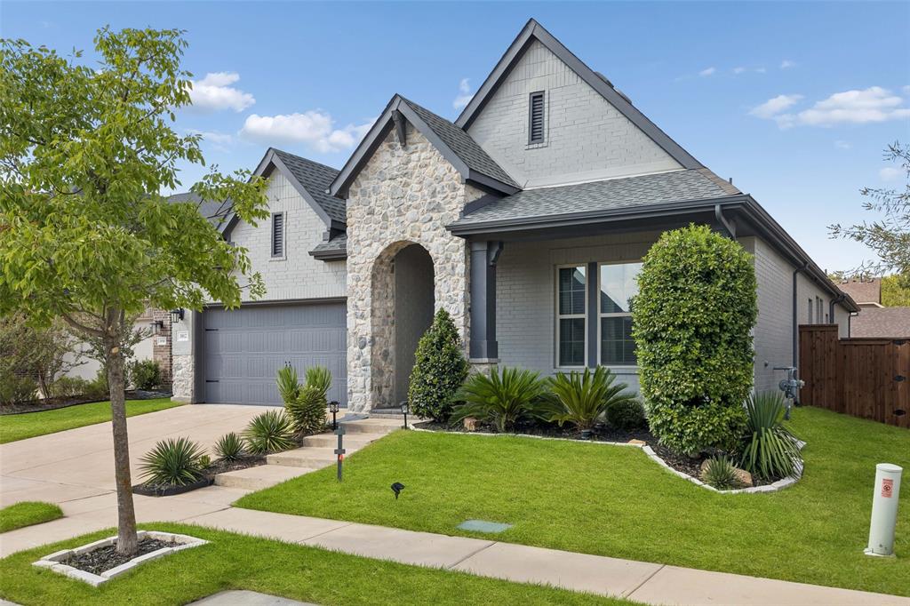 1812 Leo Drive
