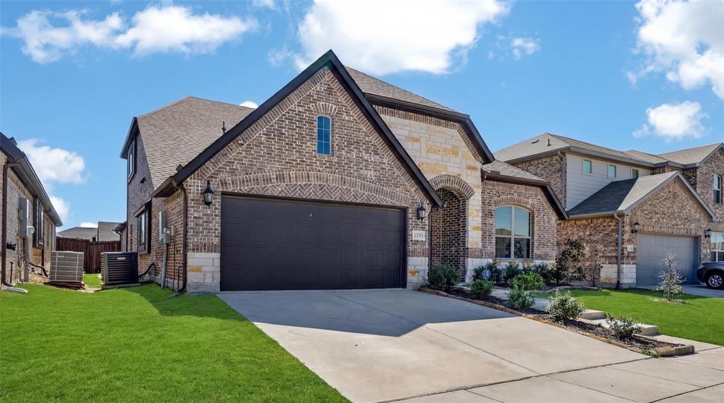 3245 Ribisl Lane