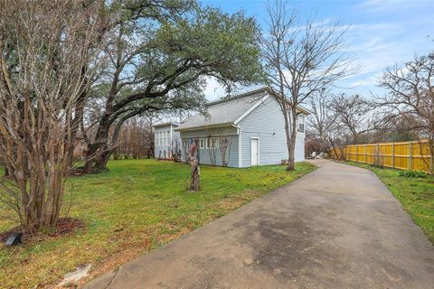 A home in Granbury