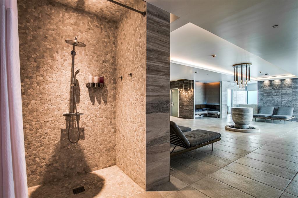 Bleu Ciel Condo - Residential