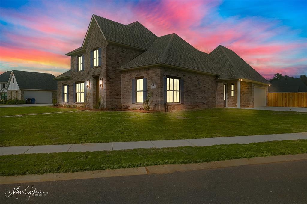 Pin Oak Landing - Residential