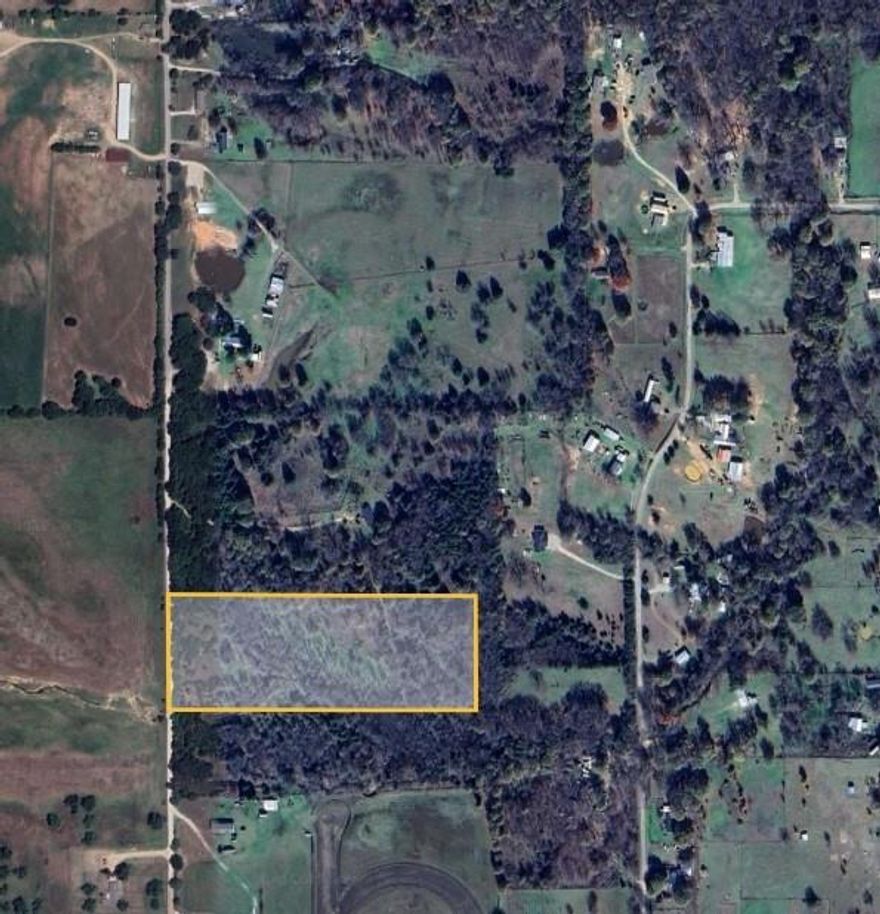 10 beautiful acres to build your own home in the quiet countryside, hunt, or just hang out. Owner is in the process of creating some trails for easier walkability.  This will be subdivided off from the seller's existing 24 acres.  Currently working with the City and surveyors now on replatting process. Some of the property is in 100 year flood. Also being verified on the exact location of flood boundaries.  Seller lives on the other acreage.