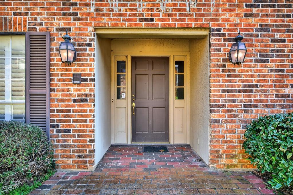 300 Pierremont Road 25