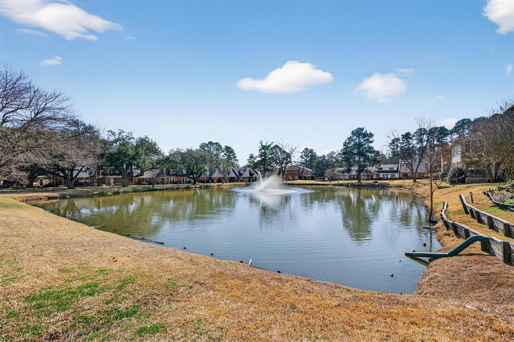 300 Pierremont Road 25