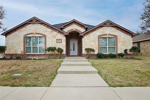 Photo of 4702 Mariner Drive, Rowlett, TX 75088 (MLS # 21266179)
