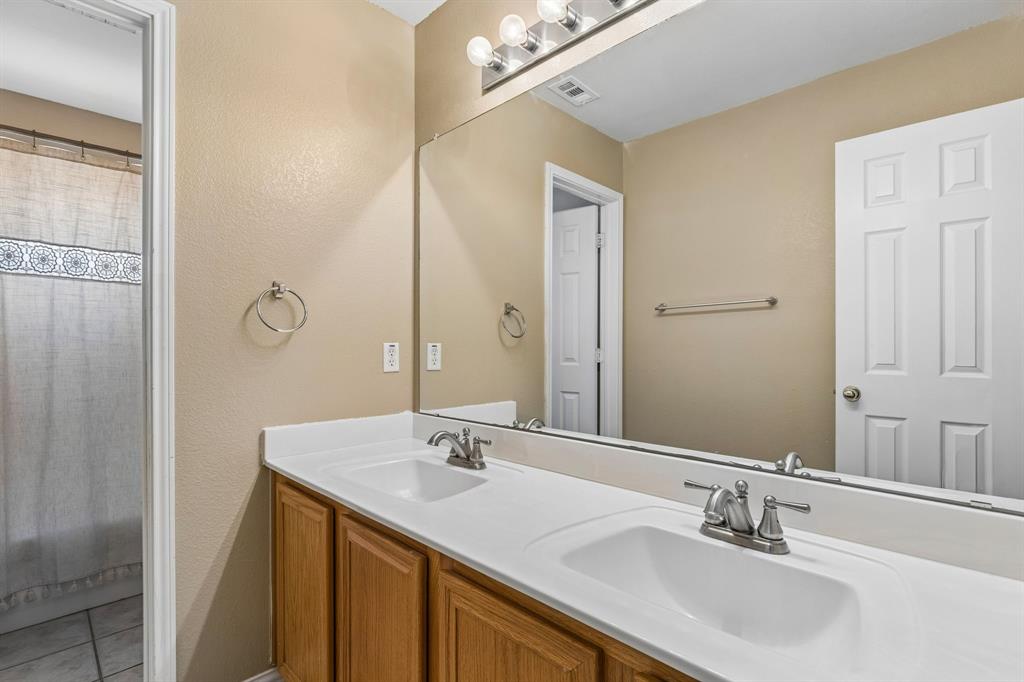 Jackson Ranch Lake Dallas - Residential