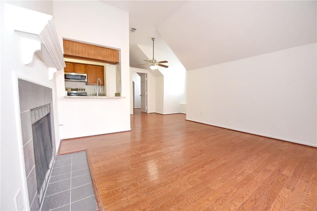 EASTON CONDOMINIUMS - Residential Lease