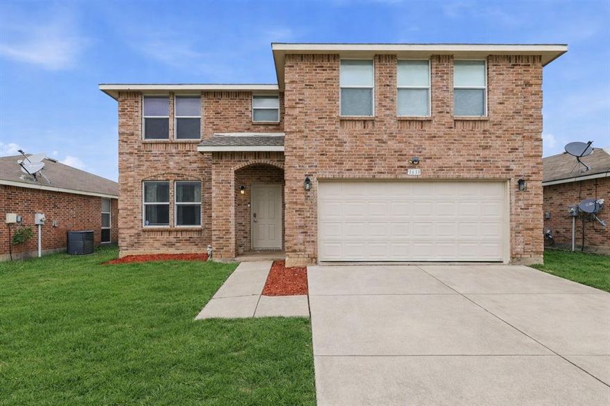 Welcome to this beautifully maintained one-owner home in the heart of Harriet Creek, offering 5 bedrooms and 3 full baths with the space and flexibility today’s buyers need. The main level features an open living and dining layout, a full bedroom and bath for guests, and a charming built-in reading nook under the stairs that adds both character and function. The kitchen provides generous storage, warm cabinetry, and great flow into the dining area for easy entertaining. Upstairs, the oversized primary suite is joined by spacious secondary bedrooms and a versatile game room perfect for movie nights, play space, or a second living area. The private backyard offers a fully fenced lawn with plenty of room for pets, gardening, or weekend gatherings. Located near schools, parks, community pools, and major commuter routes, this home delivers comfort, convenience, and room to grow in one of the area’s most established neighborhoods.