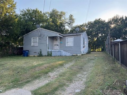 511 Ave J Dallas TX 75203