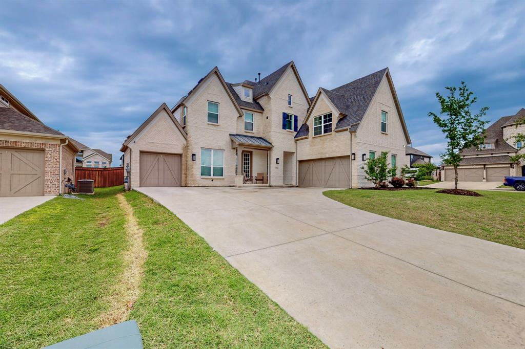 2916 Fountain Park Drive