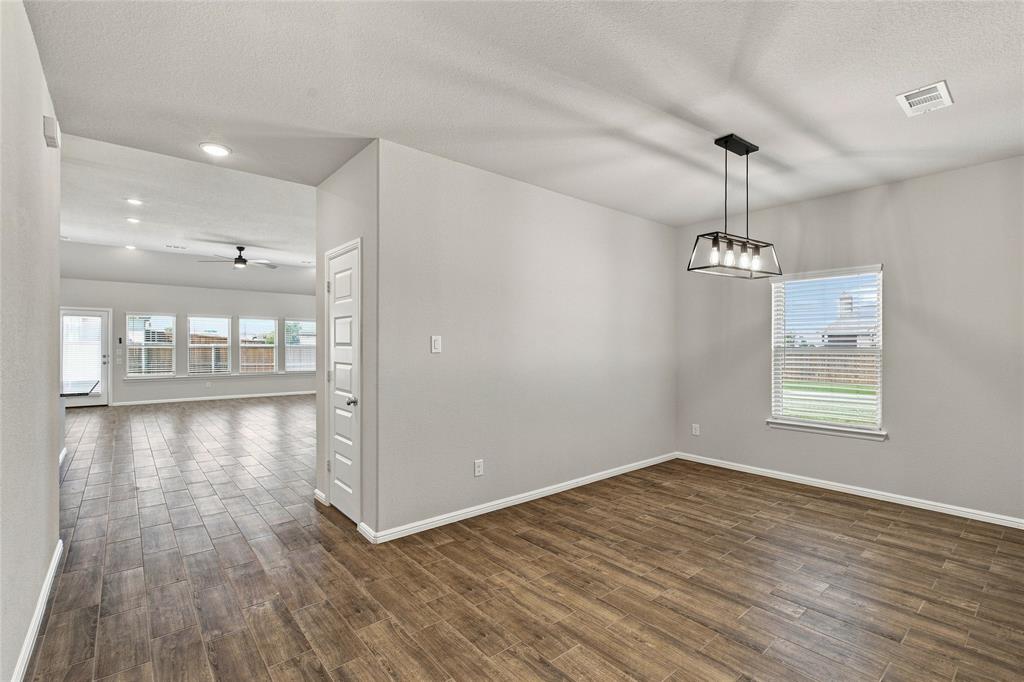 1345 Fox Glen Trail