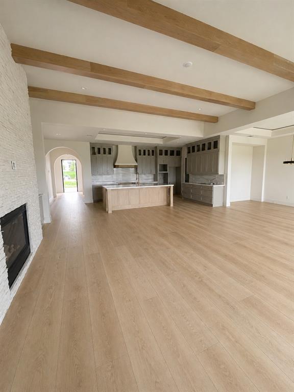 3333 Bridgegate Avenue