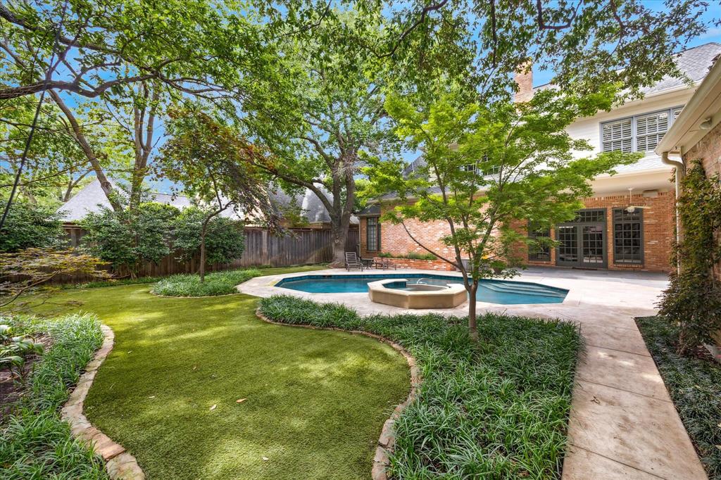 Hamilton & Mcconnell 03 - Residential