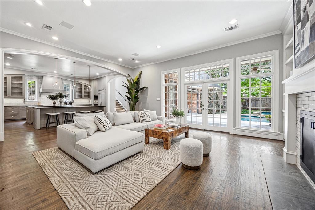 Hamilton & Mcconnell 03 - Residential