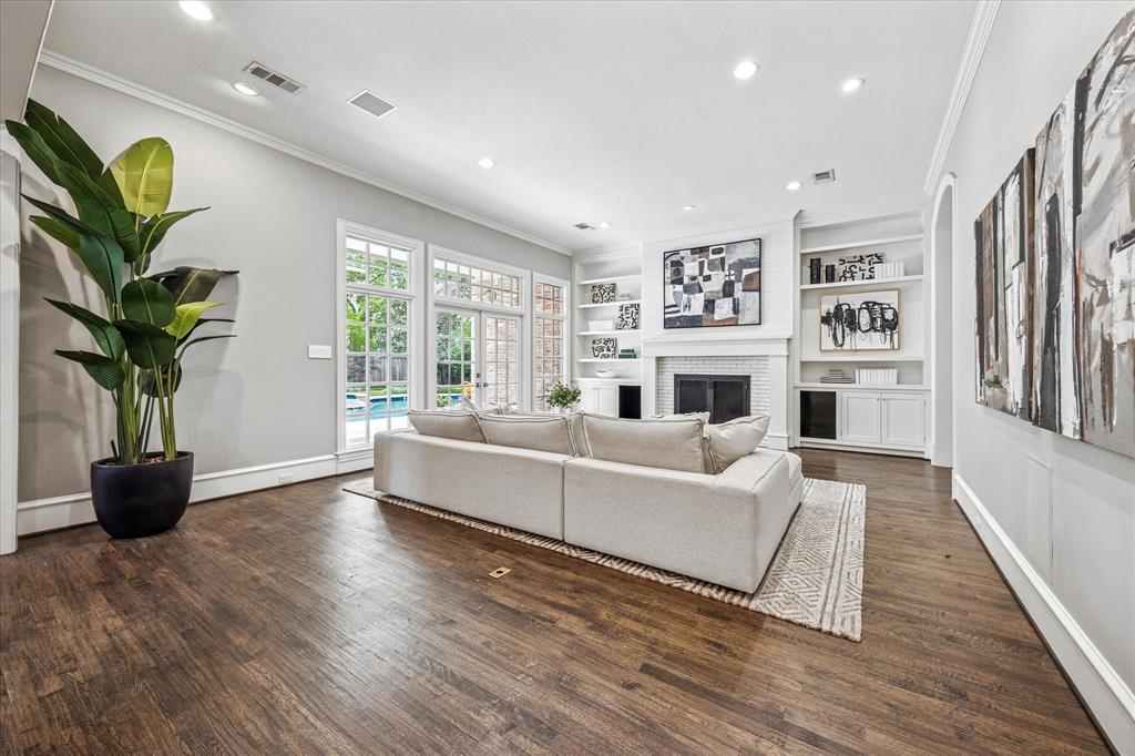 Hamilton & Mcconnell 03 - Residential