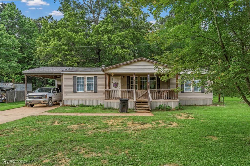 Photo of 1234 Camp Street, Haughton, LA 71037 (MLS # 21253221)