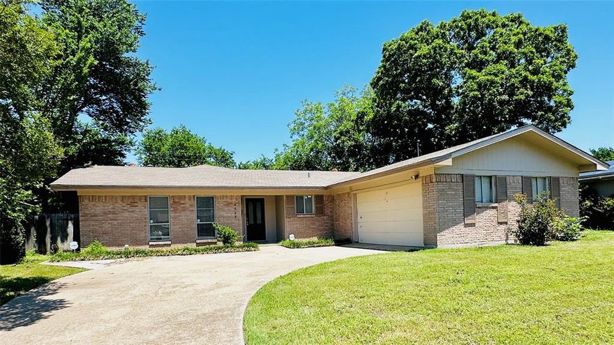 This move-in ready home has been extensively remodeled and offers a bright, open layout with fresh finishes throughout. Enjoy spacious living areas, updated flooring, and recently purchased appliances. Both bathrooms have been tastefully updated, and the bedrooms are generously sized with ample storage.

Located in a well-established, quiet neighborhood, this home offers easy access to major highways, downtown Fort Worth, the zoo, and nearby hospitals. A private backyard adds the perfect touch for outdoor relaxation or entertaining. This pristine home is ready for you to move in and make it your own.