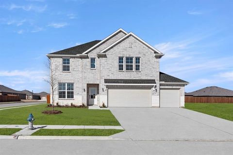 Photo of 214 Saddletree Drive, Nevada, TX 75173 (MLS # 21101616)