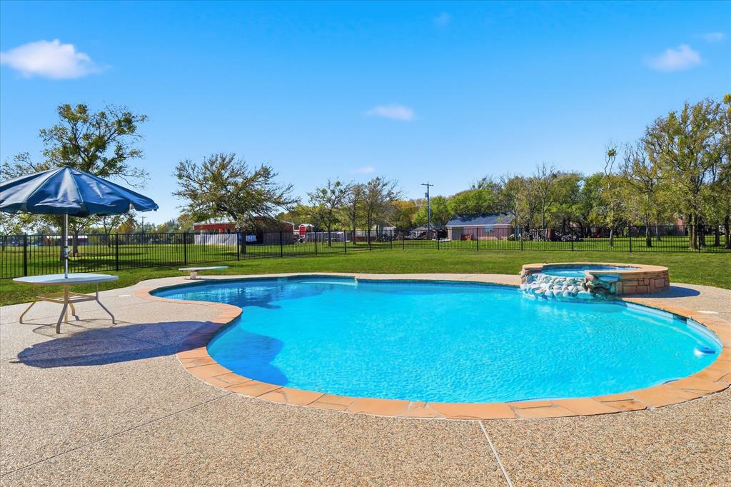 Green Oaks Estates - Residential