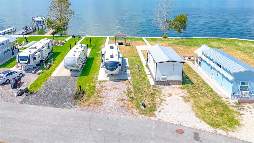 Peninsula Point - Land