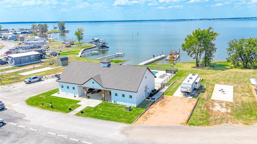 Peninsula Point - Land